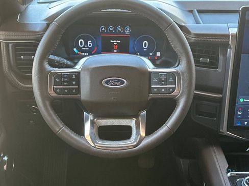 Used 2024 Ford Expedition Max King Ranch RWD image 14