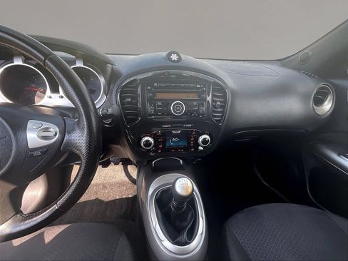 Used 2013 Nissan Juke SV FWD image 7