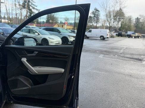 Used 2018 Audi Q5 2.0T Premium Plus w/ Premium Plus Package image 18