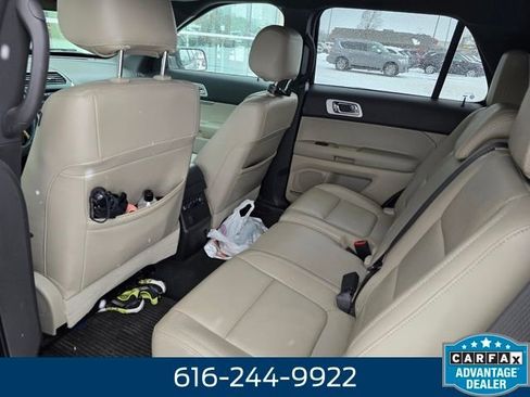 Used 2015 Ford Explorer XLT w/ Equipment Group 202A image 29