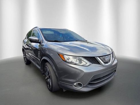 Used 2017 Nissan Rogue Sport SL w/ SL Premium Package image 3