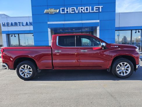 Used 2021 Chevrolet Silverado 1500 LTZ image 2