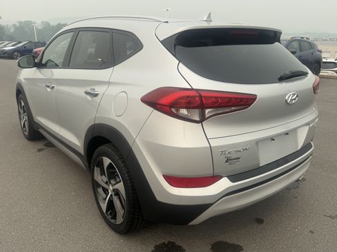 Used 2017 Hyundai Tucson Limited AWD/4WD image 6