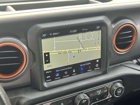 Used 2021 Jeep Gladiator Mojave AWD/4WD image 26