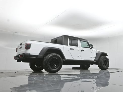 Used 2023 Jeep Gladiator Rubicon AWD/4WD image 49