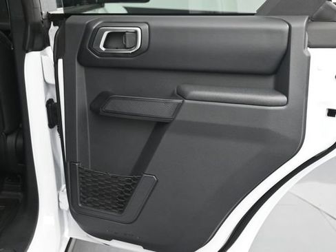 New 2026 Ford Bronco Badlands AWD/4WD image 13