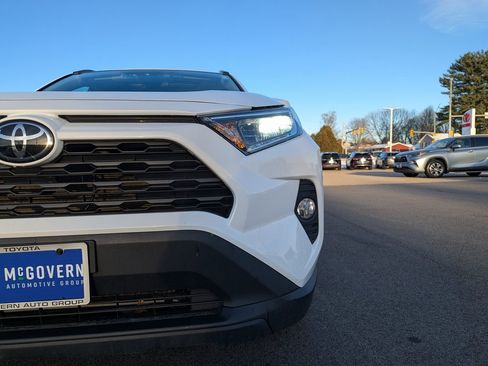 Used 2021 Toyota RAV4 XLE w/ Convenience Package image 11