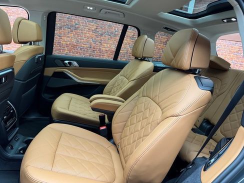 New 2026 BMW X7 xDrive40i image 25