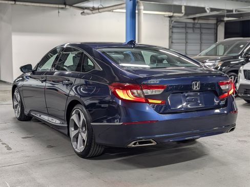 Used 2019 Honda Accord Touring image 5