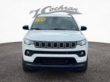 Used 2024 Jeep Compass Latitude image 2