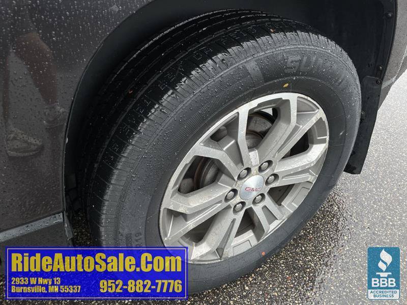 Used 2014 GMC Acadia SLT w/ Technology Package AWD/4WD image 29