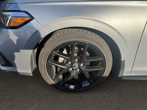 Used 2023 Honda Civic Sport image 31