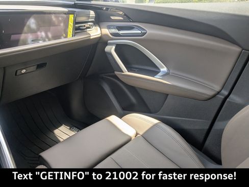 New 2025 Audi Q5 Prestige image 21