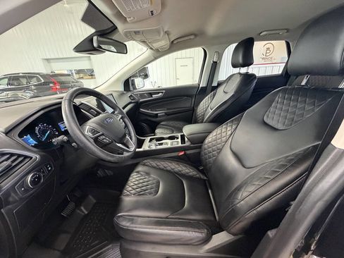 Used 2023 Ford Edge Titanium w/ Cargo Accessory Package AWD/4WD image 10