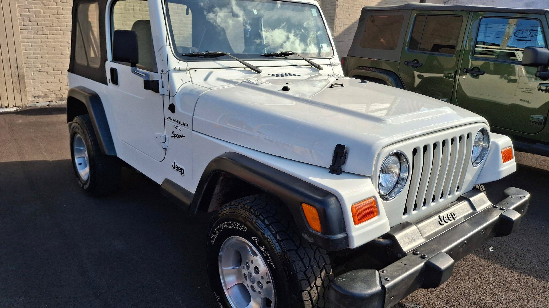 Used 2001 Jeep Wrangler Sport AWD/4WD image 1