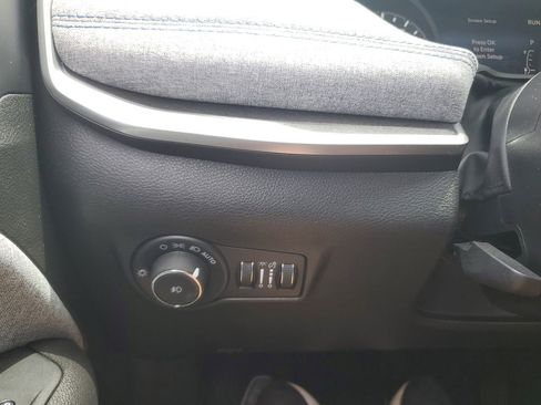Certified 2022 Jeep Compass Latitude AWD/4WD image 22