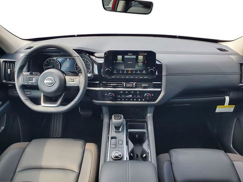 New 2025 Nissan Pathfinder SL AWD/4WD image 10