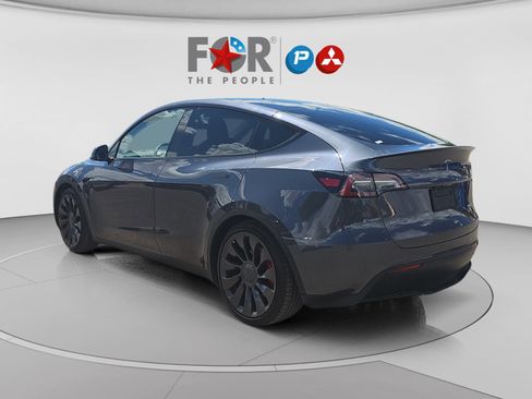 Used 2021 Tesla Model Y Performance AWD/4WD image 3