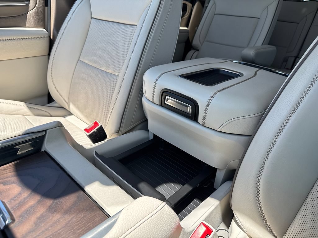 Certified 2023 GMC Yukon XL Denali w/ Denali Reserve Package AWD/4WD image 49