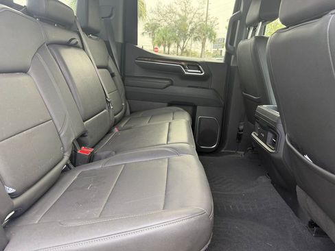 Used 2023 Chevrolet Silverado 1500 LT Trail Boss w/ LT Trail Boss Premium Package image 10