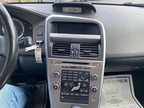 Used 2010 Volvo XC60 T6 image 15