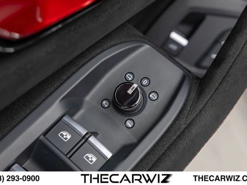 Used 2023 Lamborghini Urus Performante AWD/4WD image 59