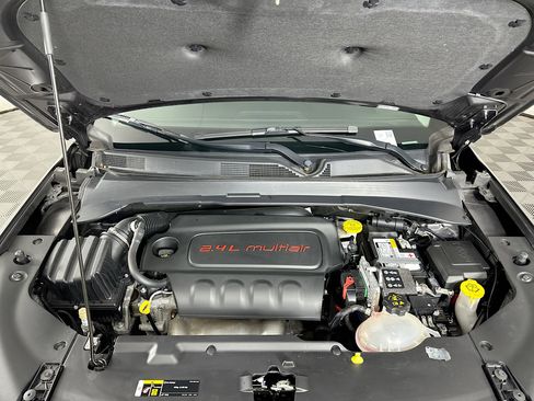 Used 2022 Jeep Compass Latitude image 31