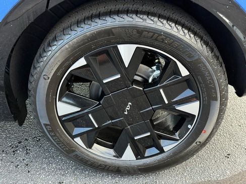 New 2026 Kia Sportage SX image 15