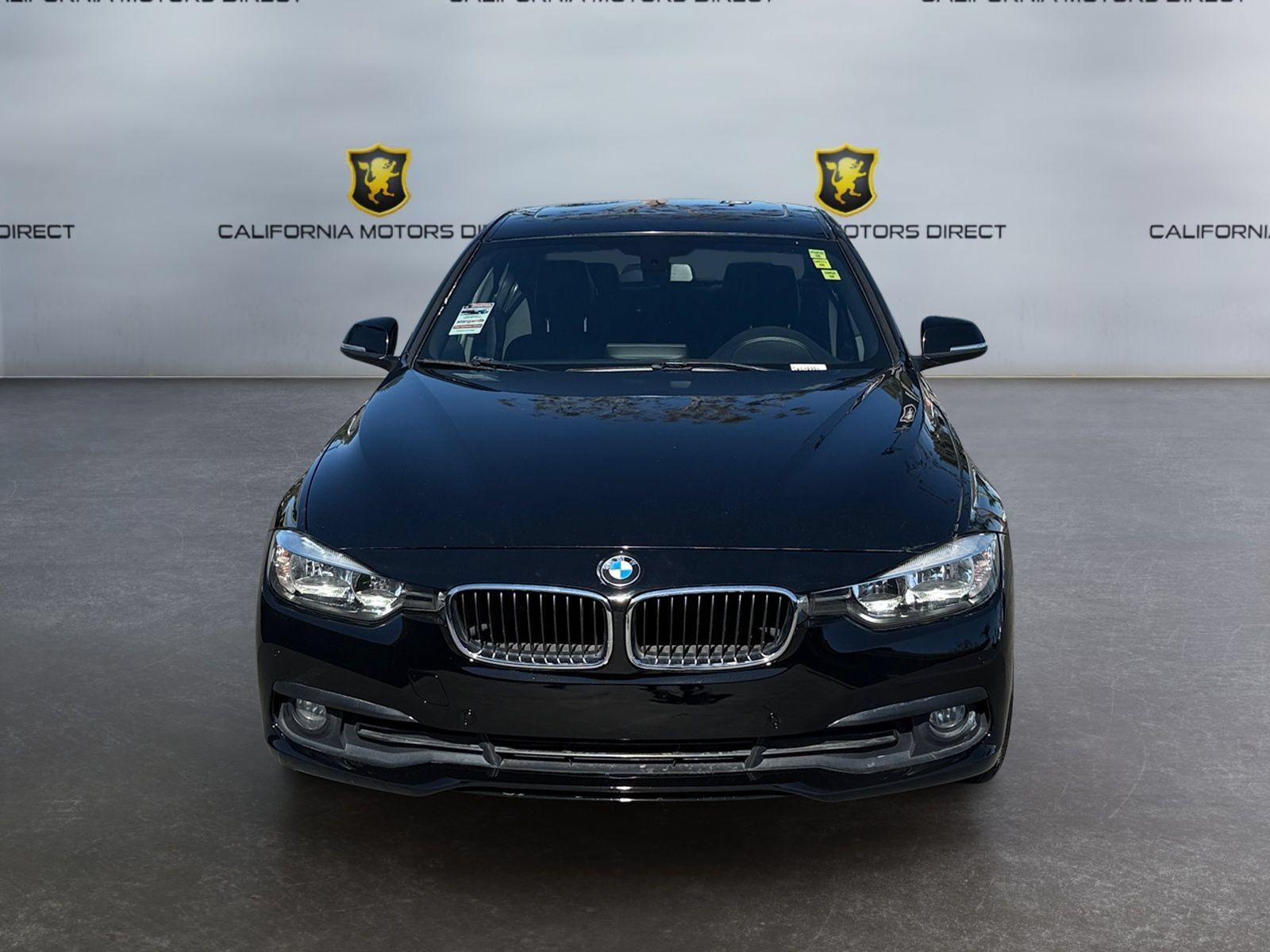 Used 2016 BMW 320i Sedan RWD image 8