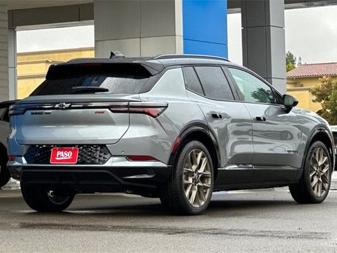 New 2026 Chevrolet Equinox EV RS image 5