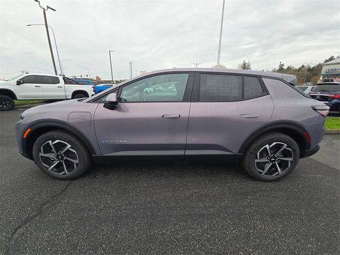 New 2026 Chevrolet Equinox EV LT image 6