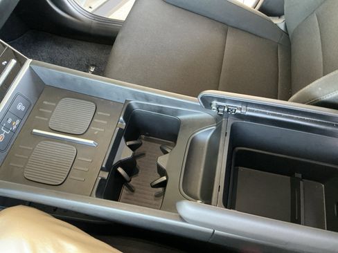 Certified 2025 Hyundai Santa Fe SE image 7