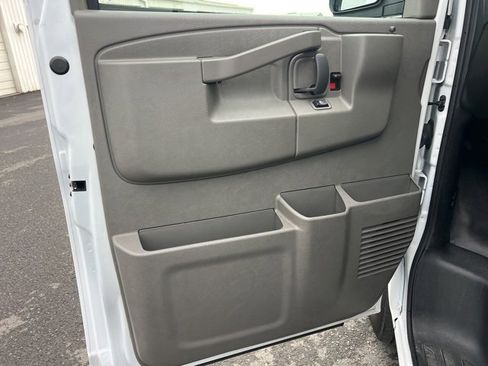 Used 2024 Chevrolet Express 2500 w/ Driver Convenience Package image 16