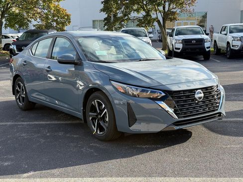 New 2025 Nissan Sentra SV w/ All-Weather Package image 6