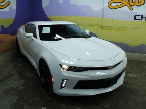 Used 2018 Chevrolet Camaro LT image 2