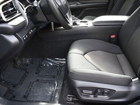 Used 2023 Toyota Camry LE image 15