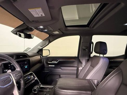 Used 2024 GMC Sierra 1500 Denali w/ Denali Reserve Package AWD/4WD image 41