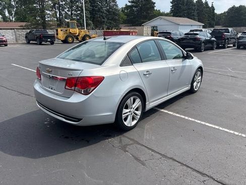 Used 2016 Chevrolet Cruze LTZ w/ Sun, Sound and Sport Package FWD image 6