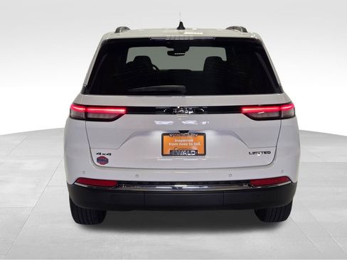 Certified 2023 Jeep Grand Cherokee Limited image 5