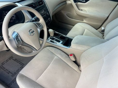 Used 2013 Nissan Altima 2.5 S image 9