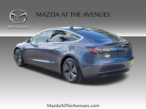 Used 2020 Tesla Model 3 Standard Range Plus image 5