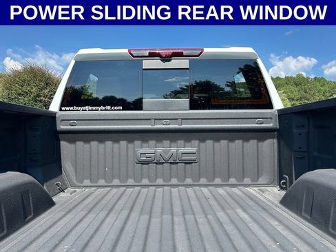 Used 2025 GMC Sierra 1500 AT4 w/ AT4 Premium Package AWD/4WD image 15