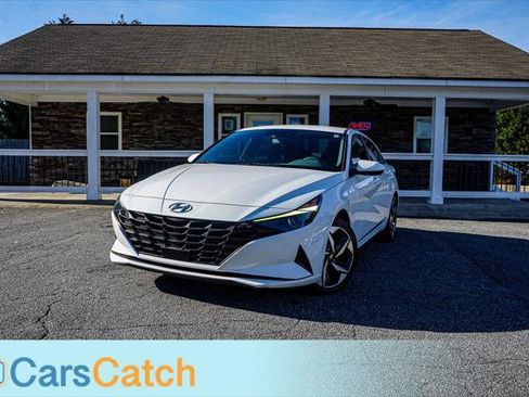 Used 2023 Hyundai Elantra SEL w/ Convenience Package image 1