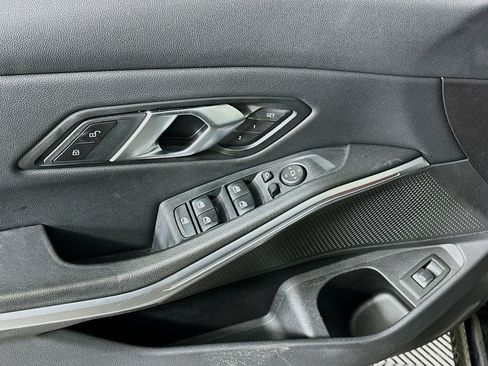 Used 2024 BMW 330i Sedan image 15