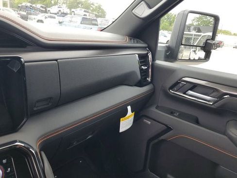 New 2026 GMC Sierra 3500 AT4 w/ AT4 Premium Plus Package AWD/4WD image 27