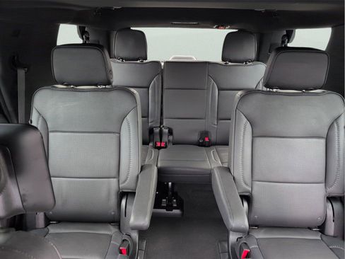 Used 2023 GMC Yukon Denali w/ Denali Reserve Package image 28