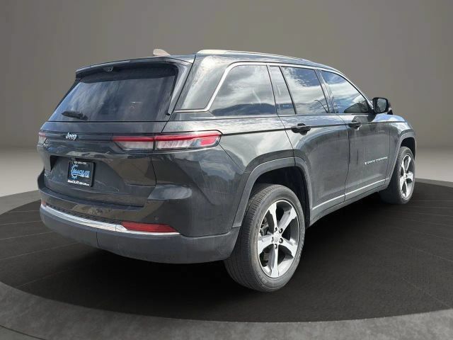 Used 2023 Jeep Grand Cherokee 4WD 4xe w/ Luxury Tech Group II image 5