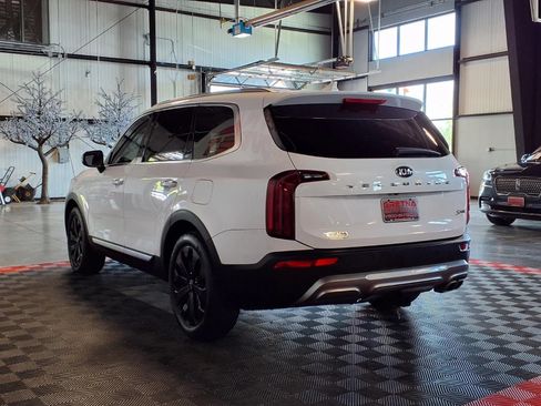 Used 2021 Kia Telluride S FWD image 4