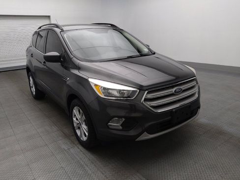 Used 2018 Ford Escape SE image 13