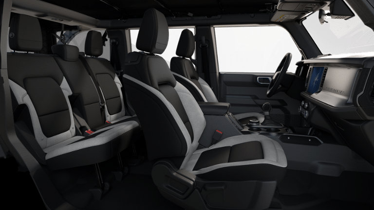 Used 2025 Ford Bronco 4-Door AWD/4WD image 30